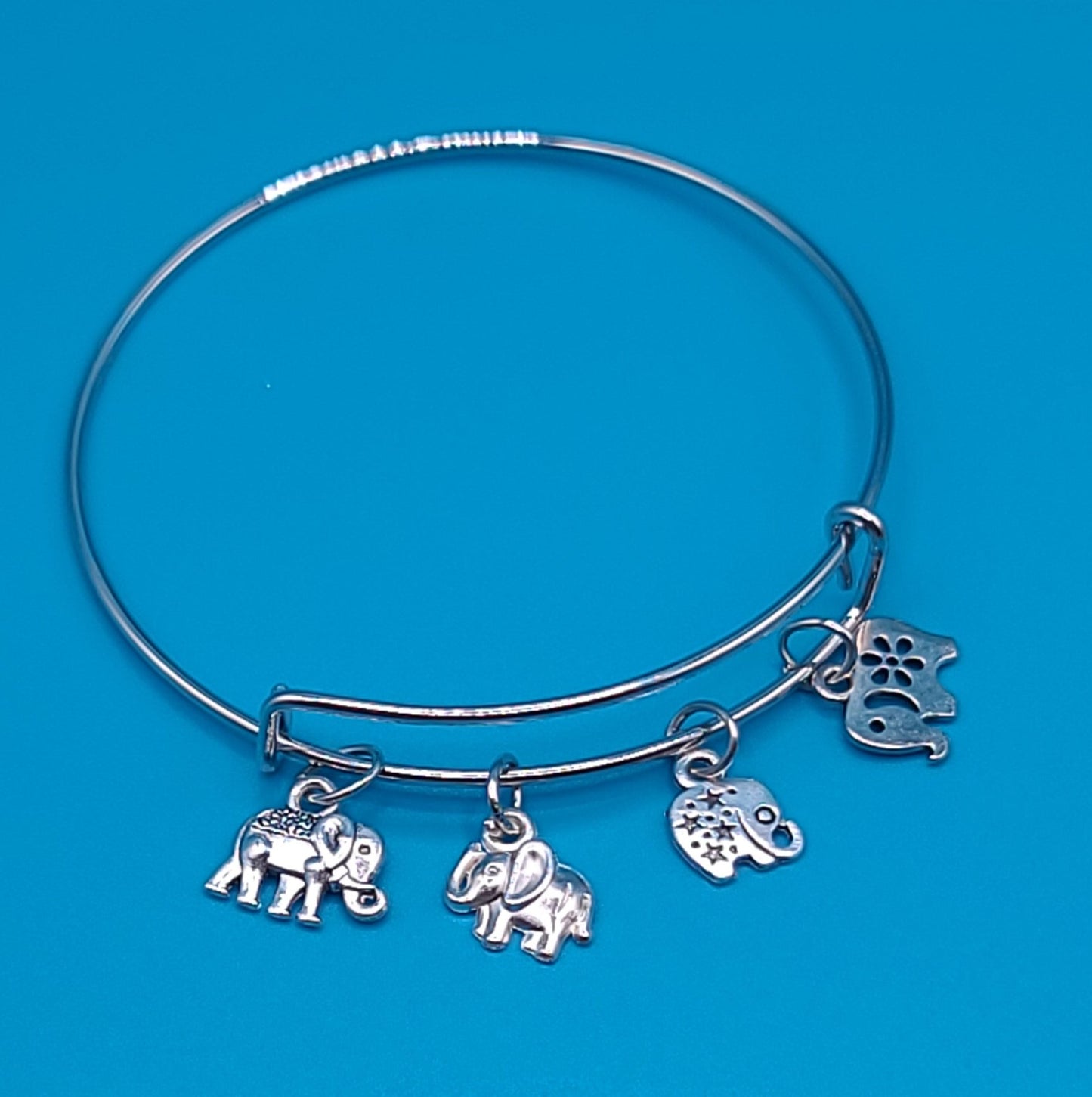 Charming Silver Bangle B