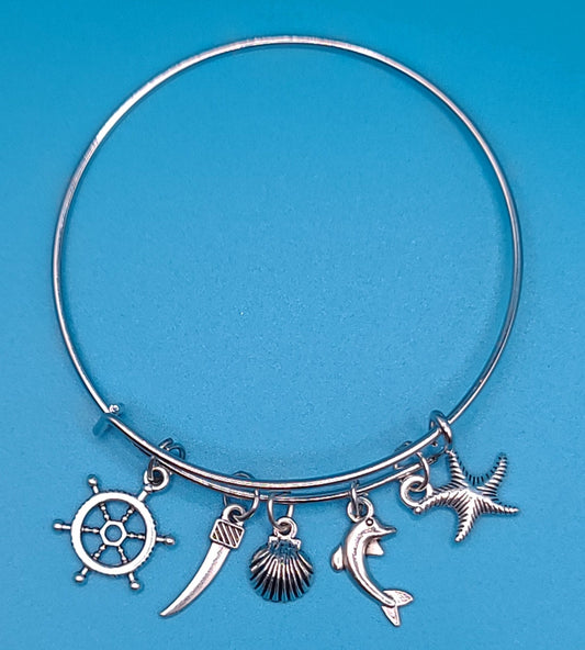 Charming Silver Bangle A